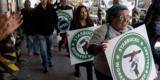 Starbucks Baristas Placing Over Black Uniform Mandate